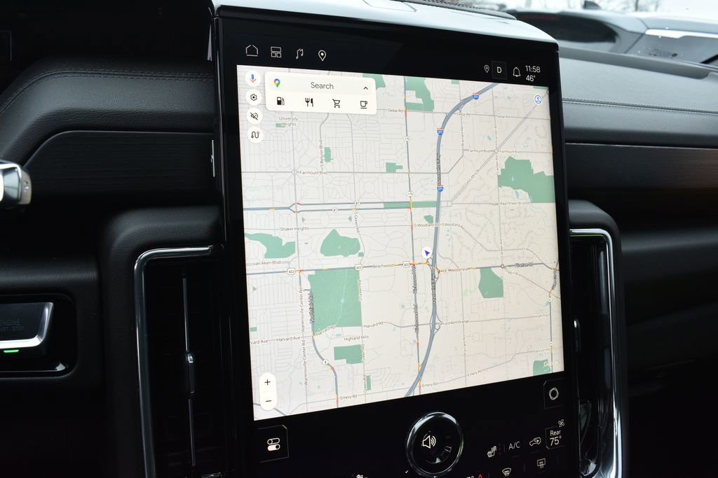 Used 2025 GMC Yukon Denali w/ Sun & Power Step Package image 21