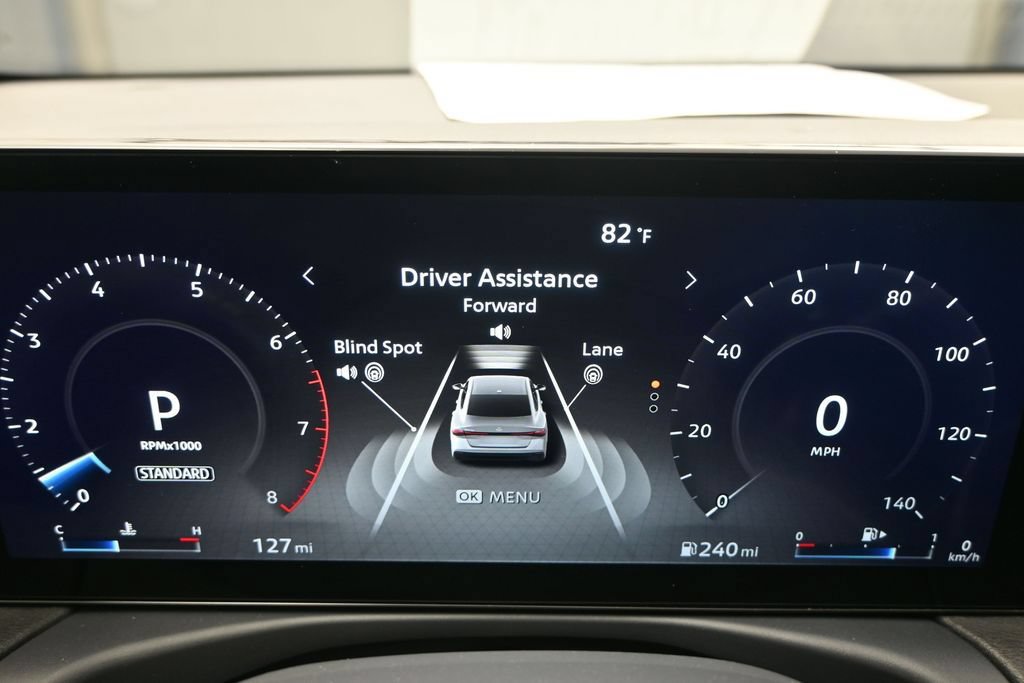 New 2026 Nissan Sentra SR w/ SR Premium Package FWD image 16