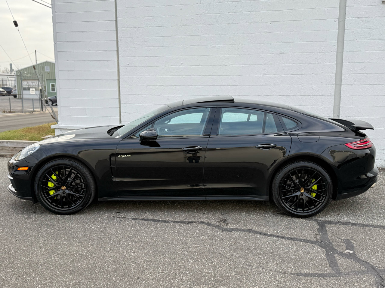 Used 2019 Porsche Panamera 4 image 2
