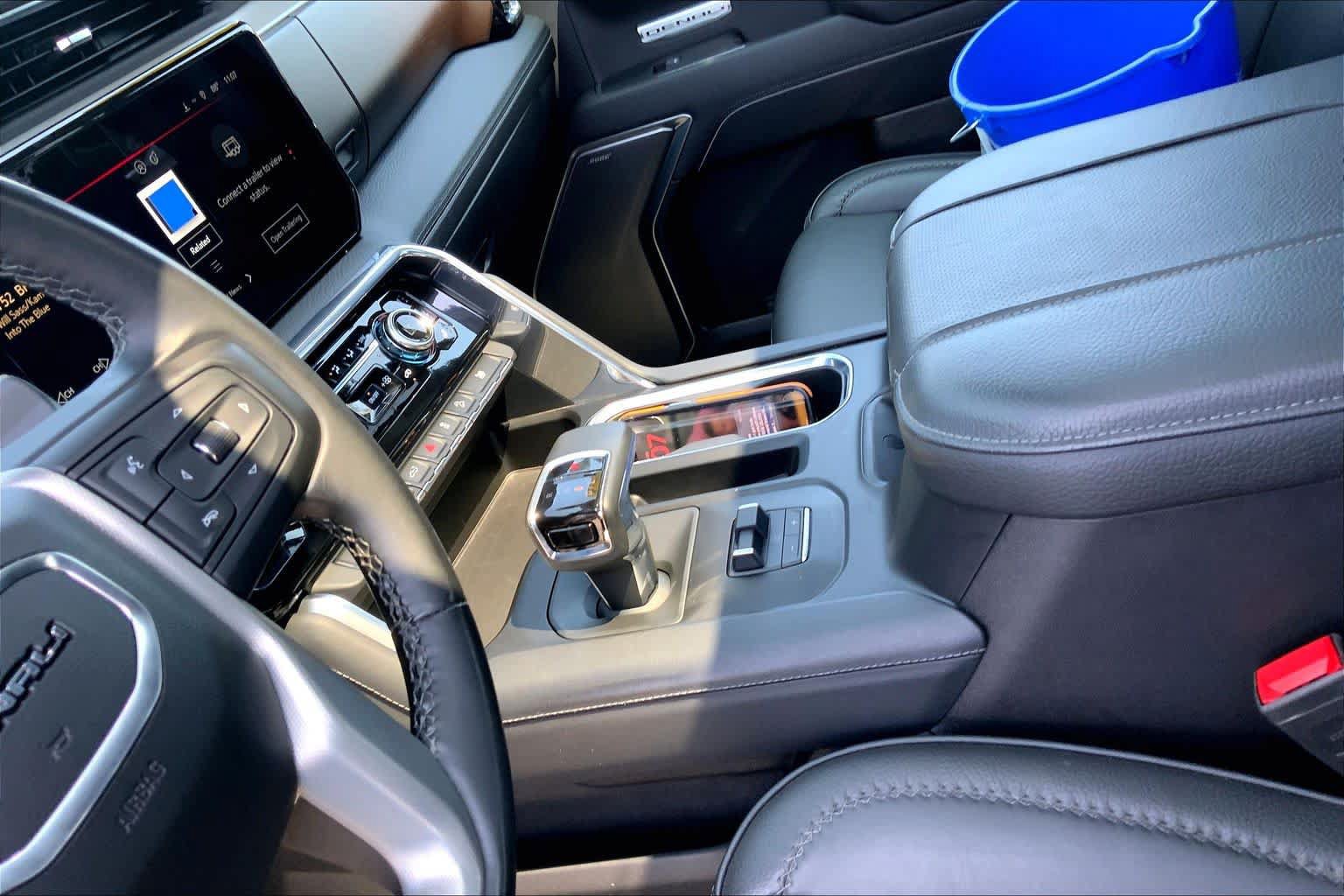 Used 2024 GMC Sierra 1500 Denali w/ Denali Reserve Package AWD/4WD image 13