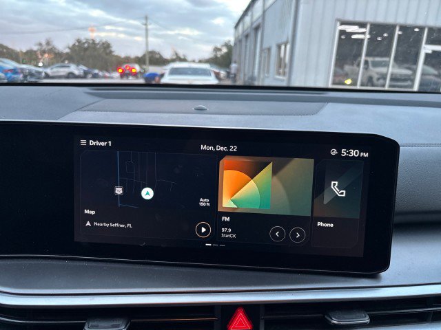 Used 2024 Kia Sorento S image 21