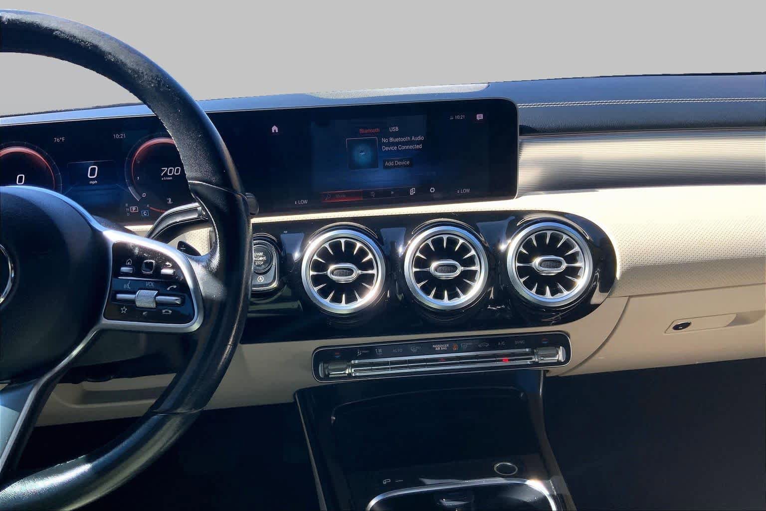 Used 2020 Mercedes-Benz CLA 250 image 7