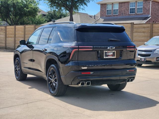 Used 2025 Chevrolet Traverse LT w/ Midnight/Sport Edition FWD image 3