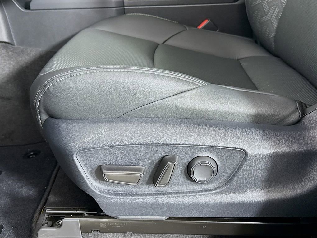 New 2025 Toyota Tacoma Limited image 41