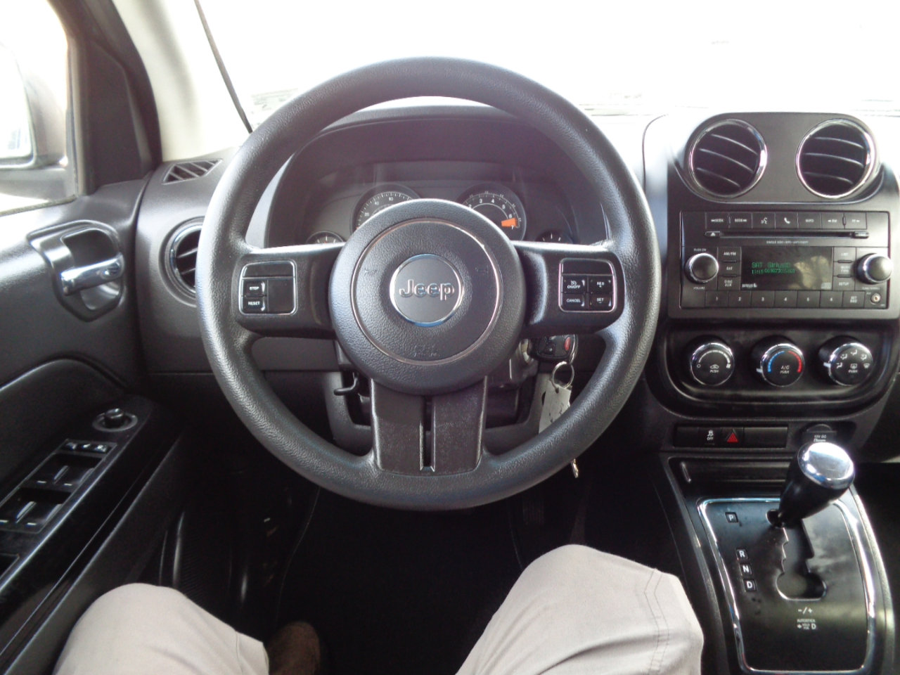 Used 2016 Jeep Compass Sport w/ Power Value Group image 14