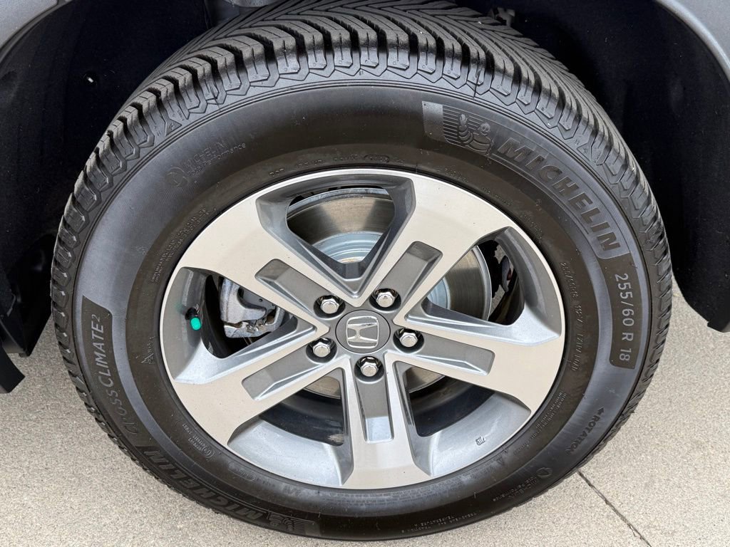 Used 2025 Honda Pilot EX-L image 10