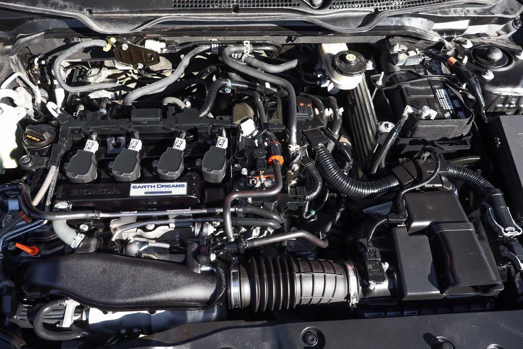 Used 2019 Honda Civic Touring image 12