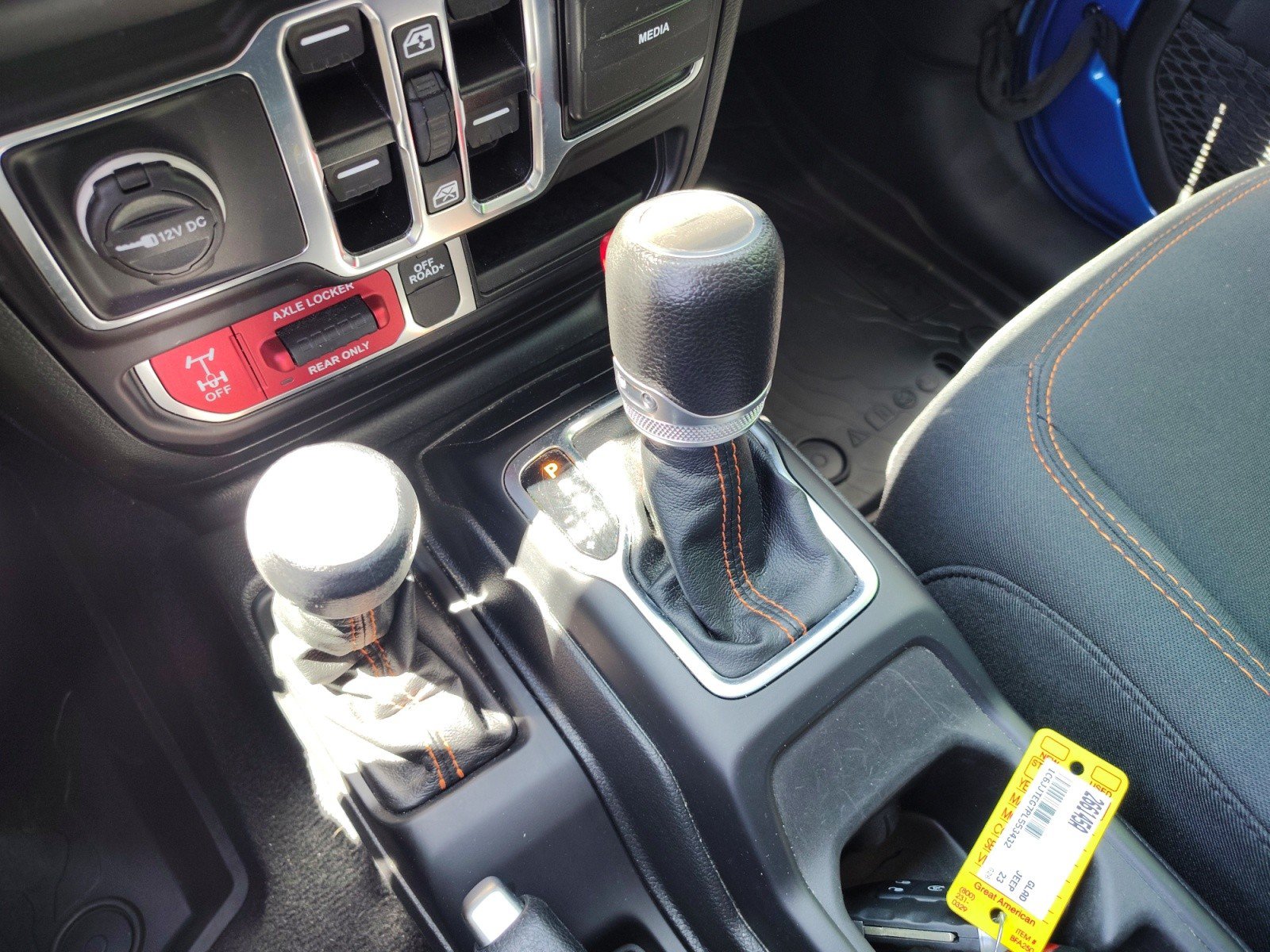 Used 2023 Jeep Gladiator Mojave w/ Cold Weather Group AWD/4WD image 26