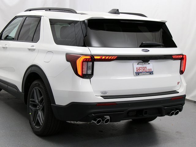 New 2026 Ford Explorer ST image 7