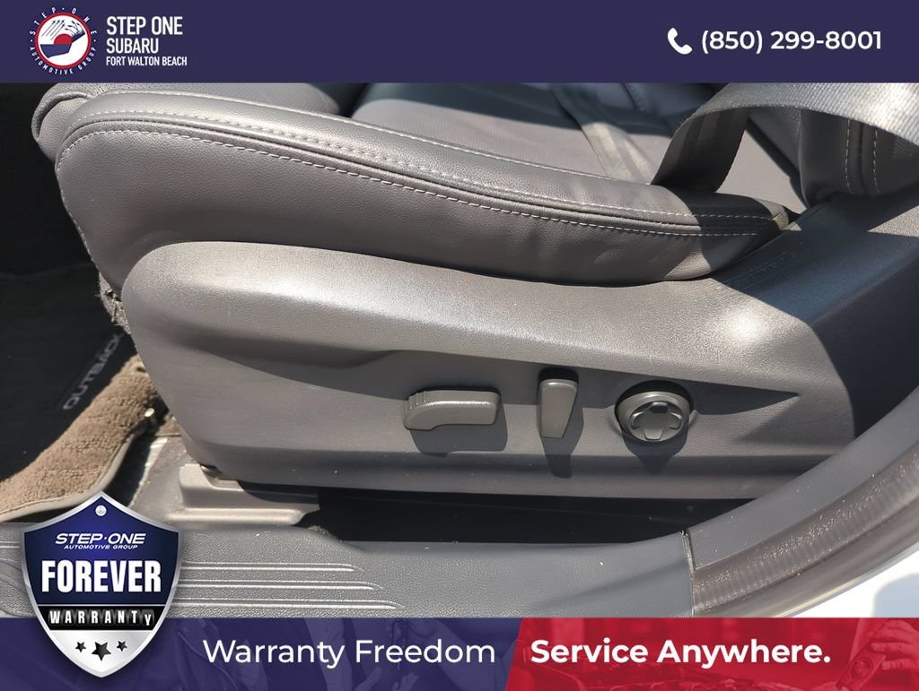 Used 2025 Subaru Outback Limited AWD/4WD image 13