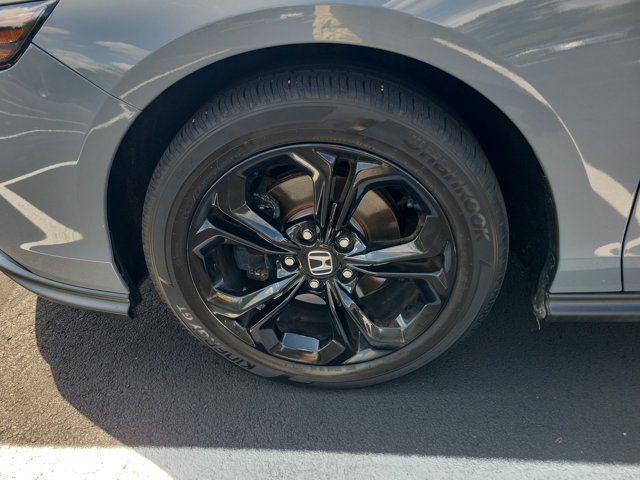 Certified 2025 Honda Accord SE image 19