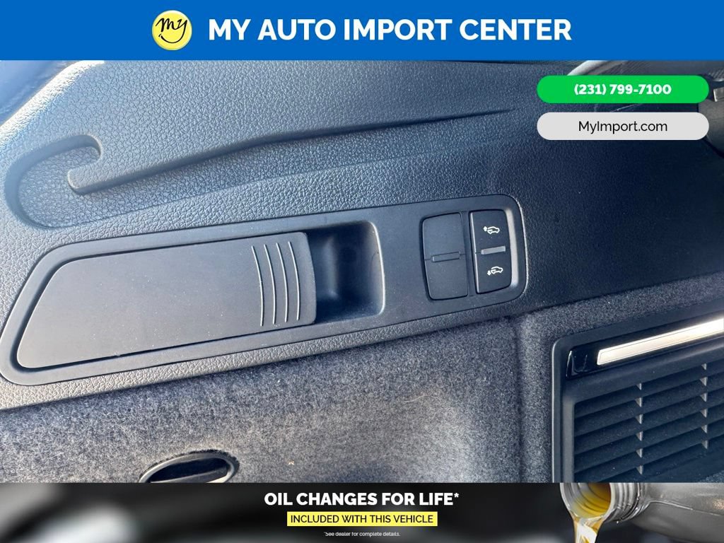 Used 2025 Audi SQ5 Premium Plus AWD/4WD image 32