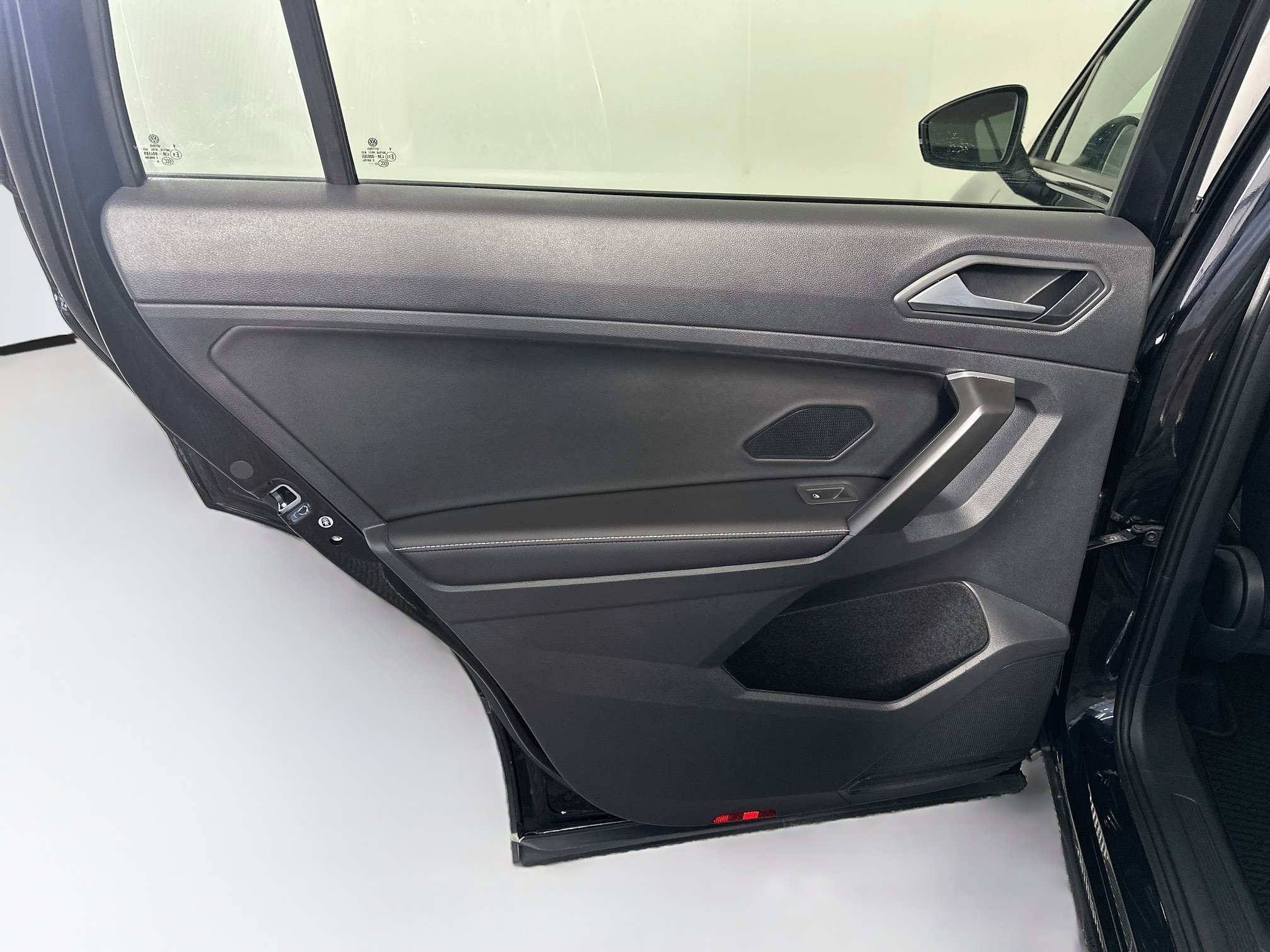 Used 2024 Volkswagen Tiguan S FWD image 25