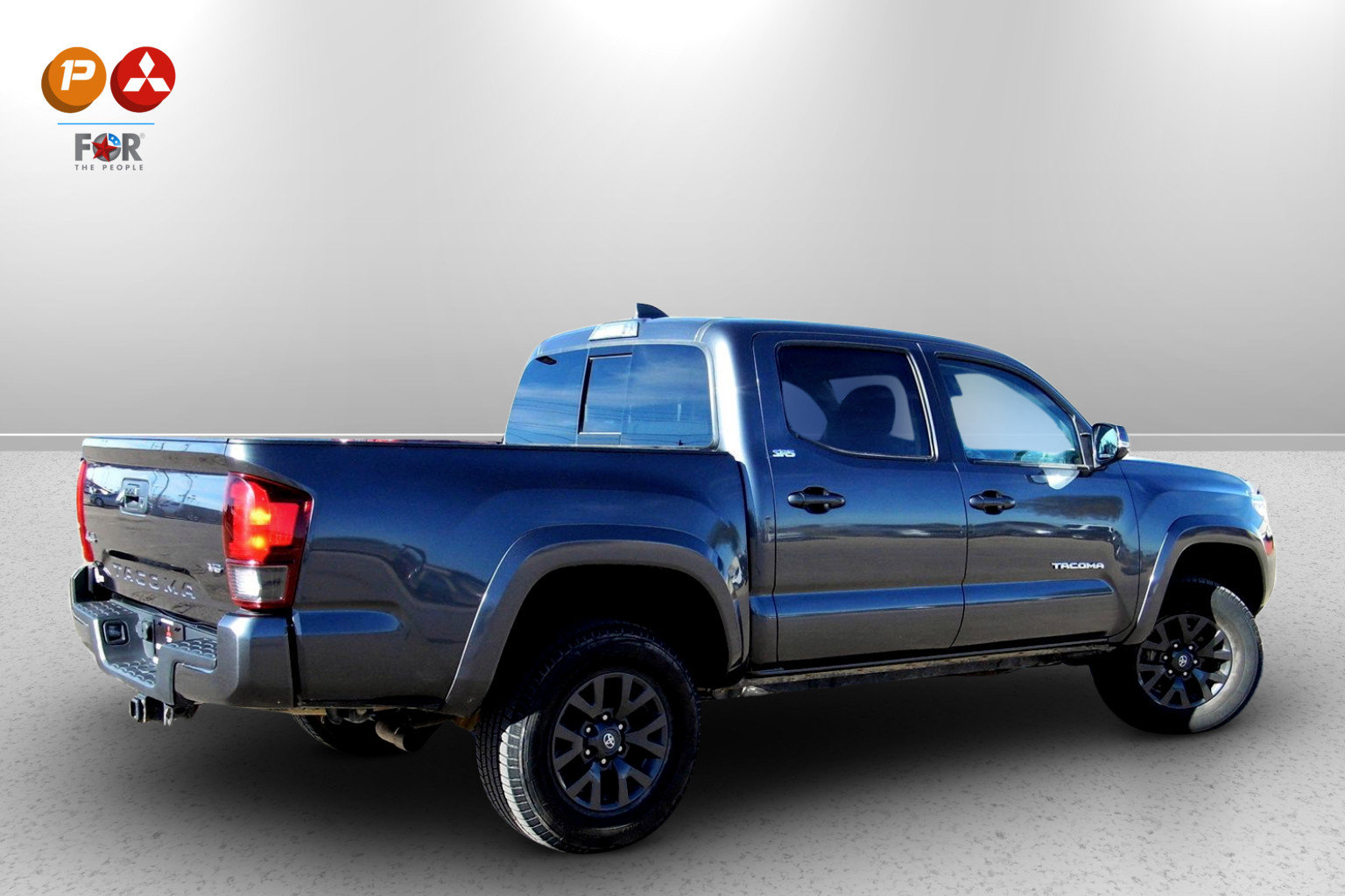 Used 2020 Toyota Tacoma SR5 image 2