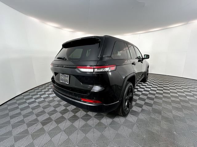 New 2025 Jeep Grand Cherokee Limited image 9