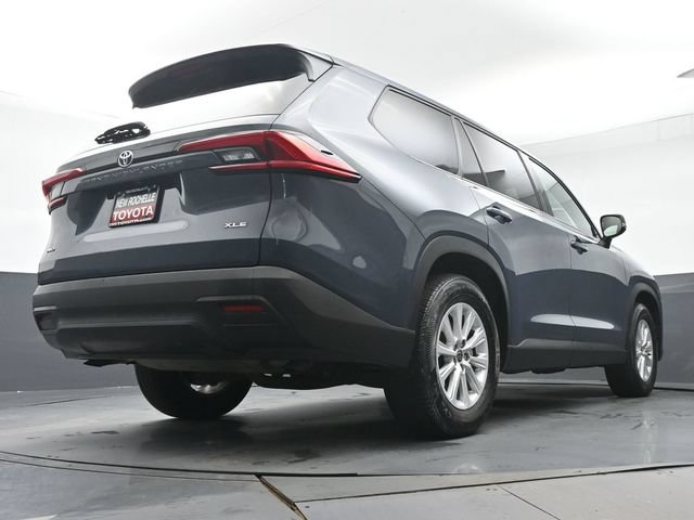 Certified 2024 Toyota Grand Highlander AWD image 38