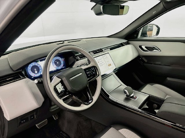 Used 2024 Land Rover Range Rover Velar Dynamic SE AWD/4WD image 9