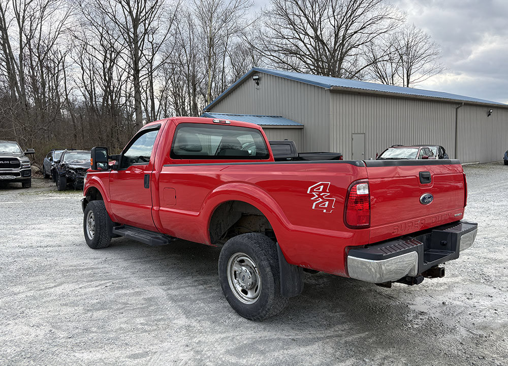 Used 2016 Ford F250 XL w/ Power Equipment Group AWD/4WD image 3
