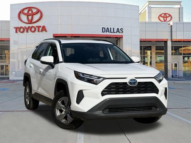 Used 2023 Toyota RAV4 XLE w/ Convenience Package AWD/4WD image 1
