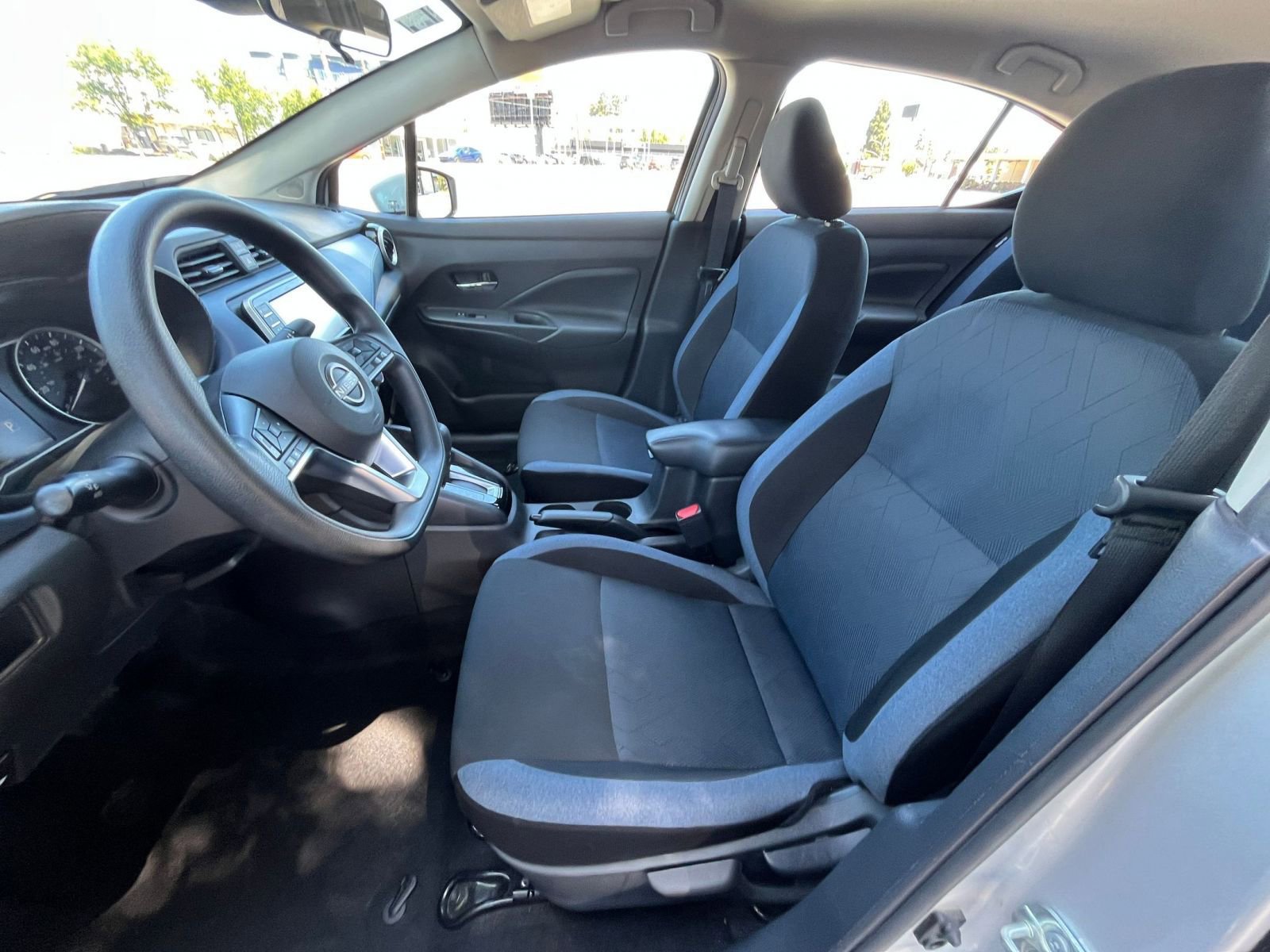 Used 2025 Nissan Versa SV FWD image 24