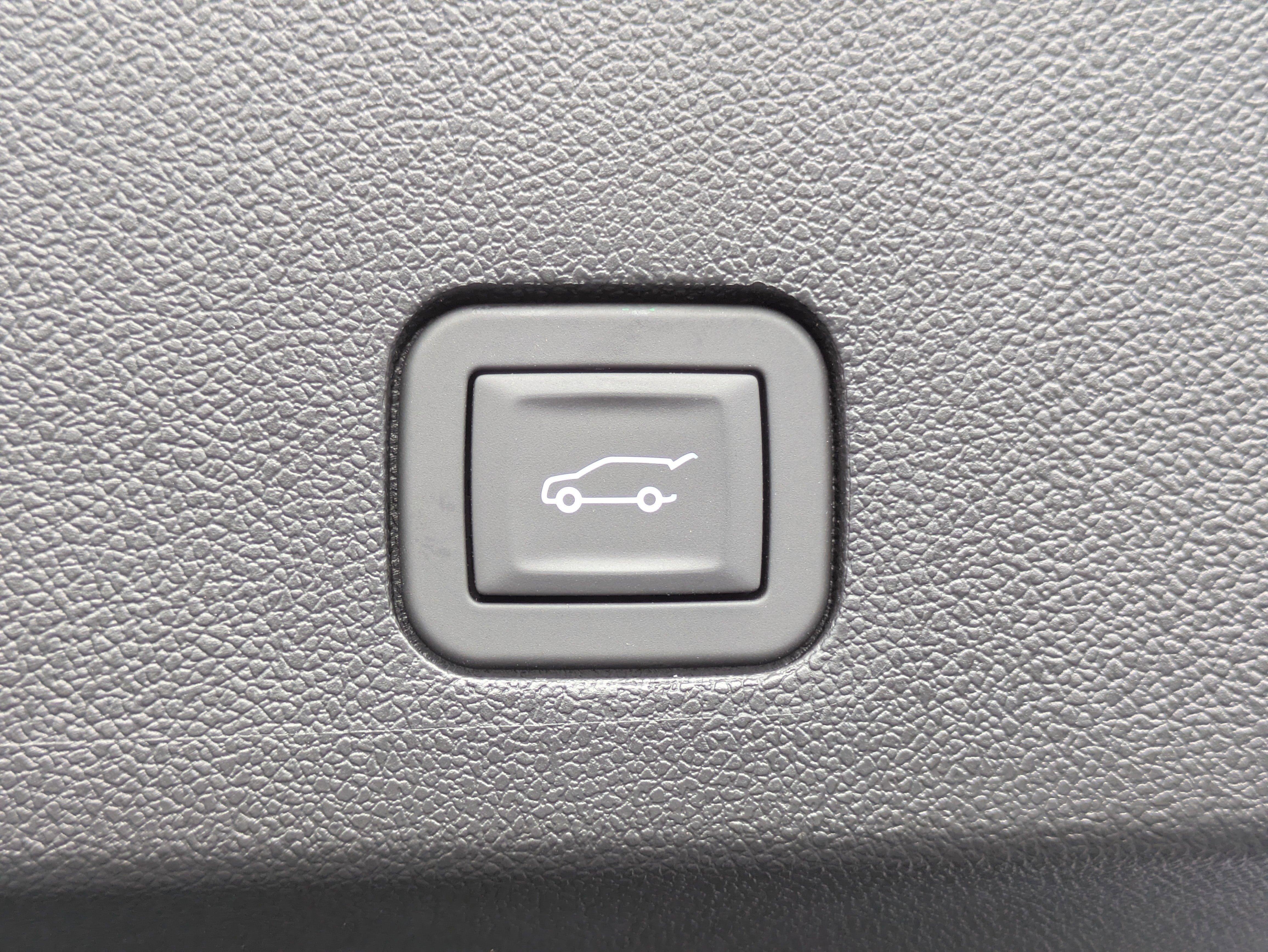New 2025 Cadillac XT6 Premium Luxury w/ Platinum Package image 8