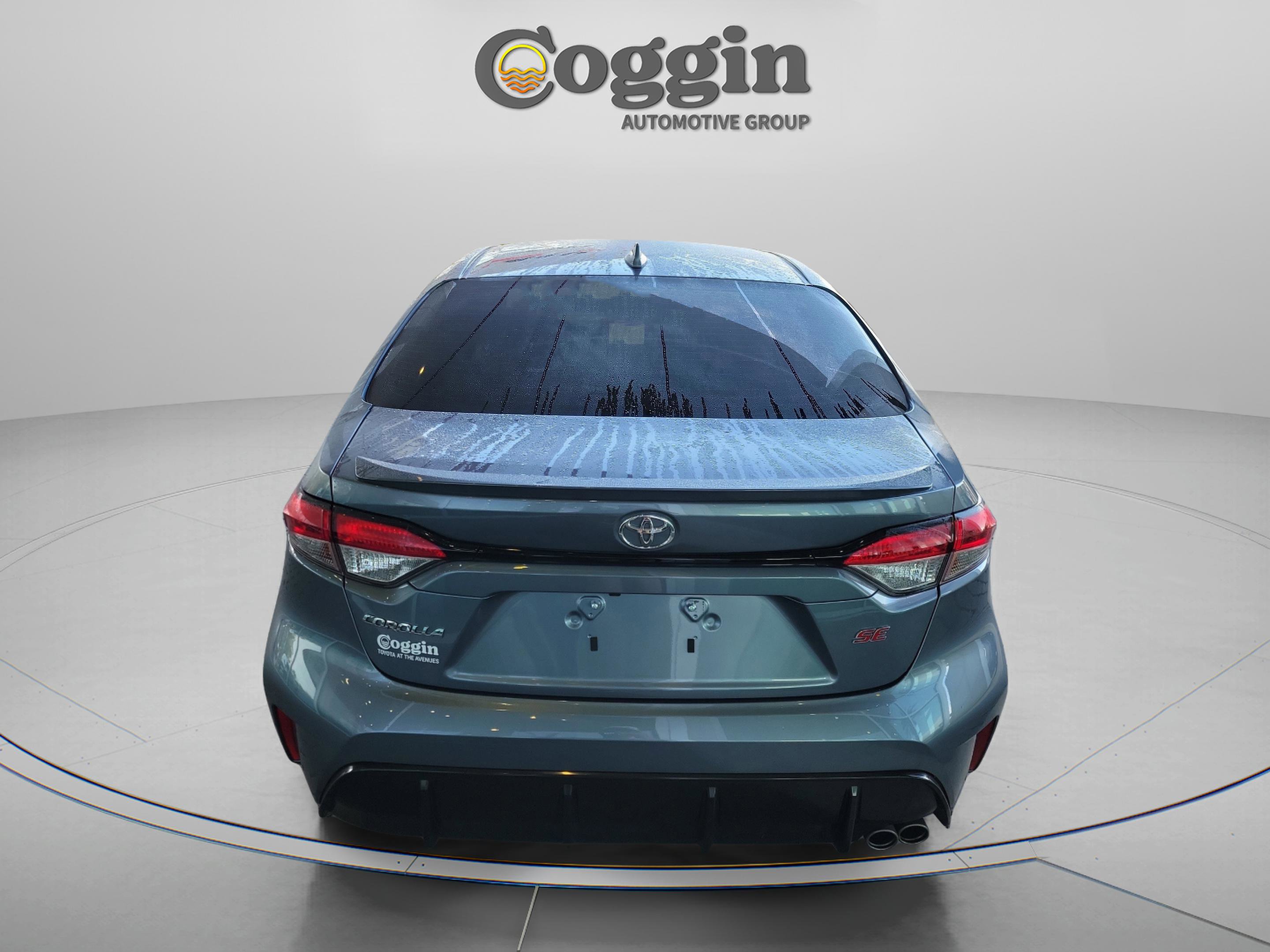 Certified 2025 Toyota Corolla SE image 3