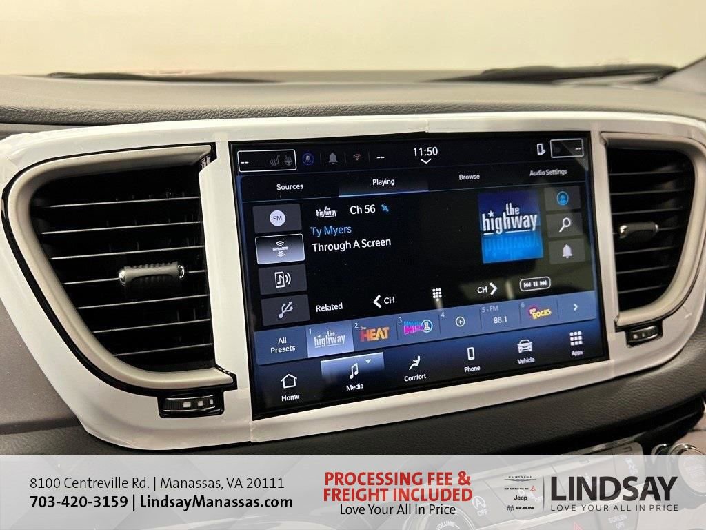 New 2026 Chrysler Voyager LX image 15