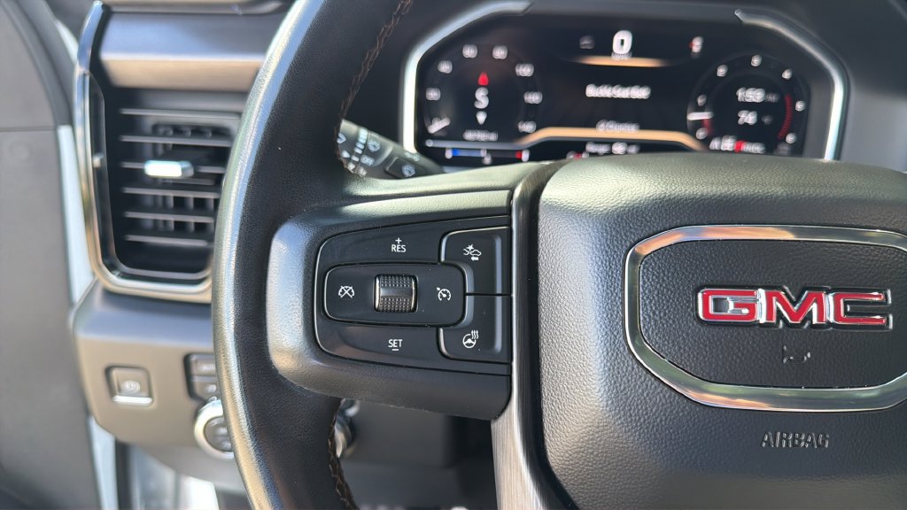 Used 2024 GMC Sierra 2500 AT4 w/ AT4 Premium Plus Package AWD/4WD image 22