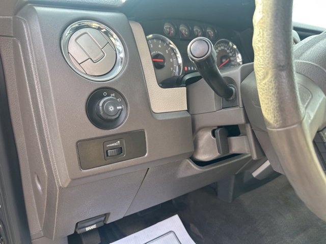 Used 2010 Ford F150 XLT image 30