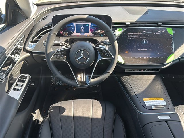 New 2026 Mercedes-Benz E 350 4MATIC Sedan image 11