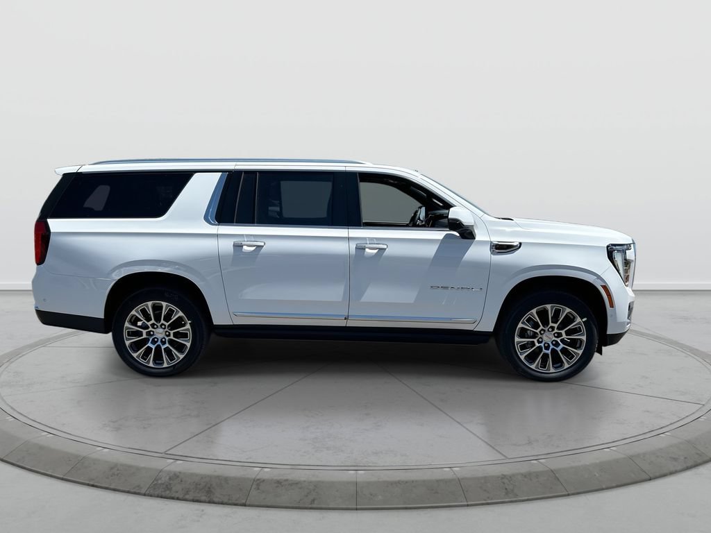 New 2026 GMC Yukon XL Denali AWD/4WD image 9