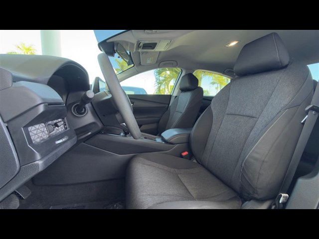 Certified 2025 Honda Accord LX image 4