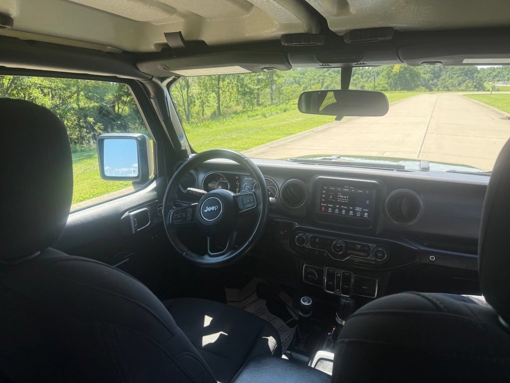 Used 2022 Jeep Wrangler Unlimited Sport AWD/4WD image 18
