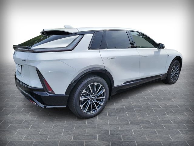 New 2025 Cadillac Lyriq Sport w/ LPO, Floor Liner Package image 4