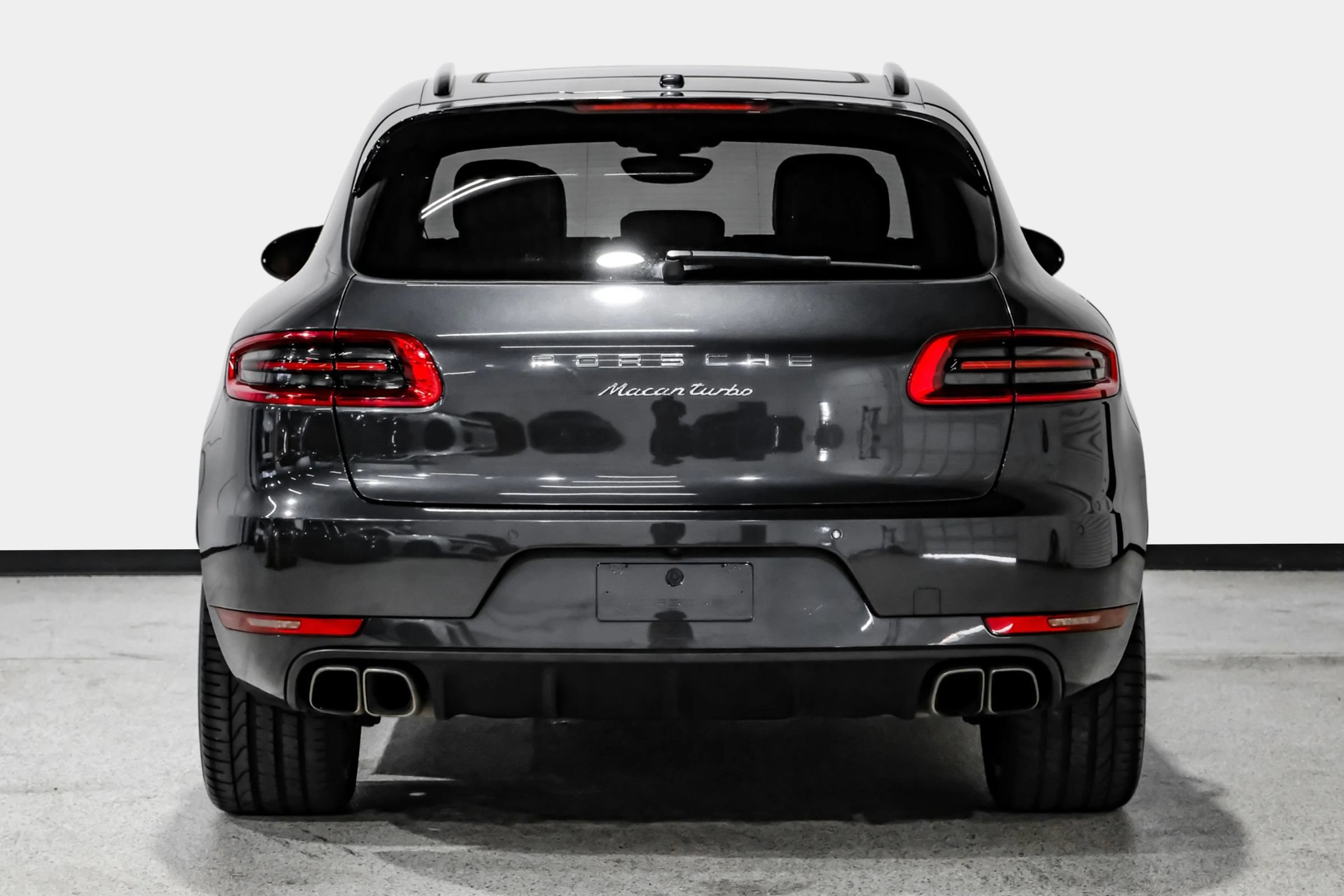Used 2017 Porsche Macan Turbo AWD/4WD image 6