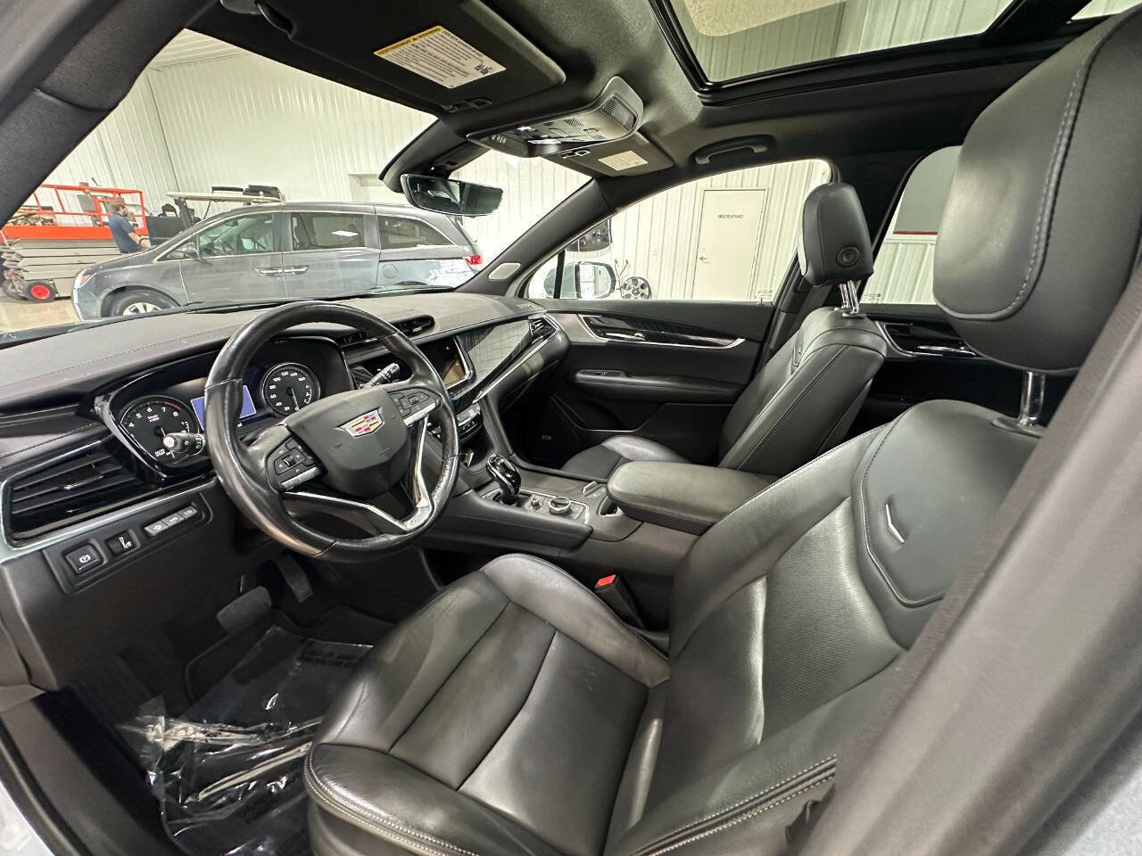 Used 2023 Cadillac XT6 Premium Luxury w/ Technology Package image 27