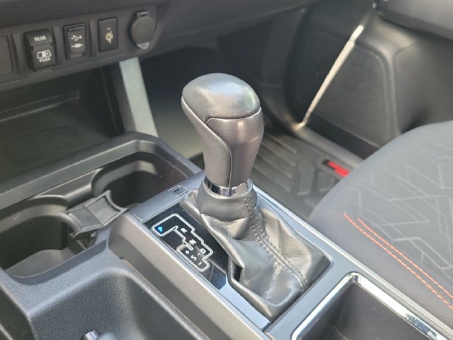 Used 2018 Toyota Tacoma TRD Sport RWD image 24