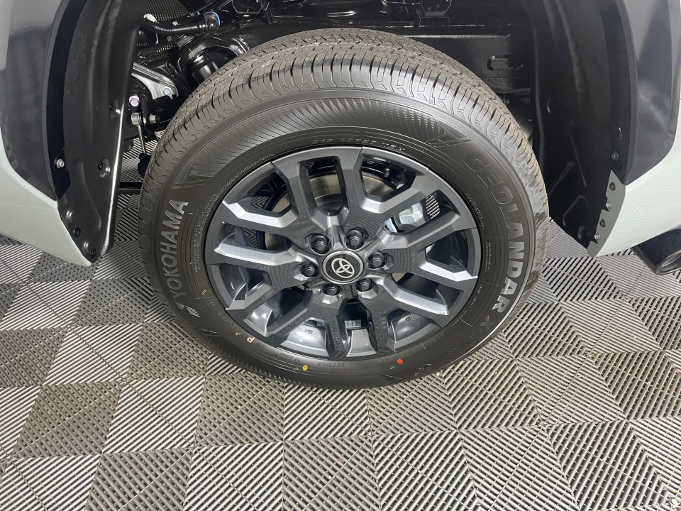 New 2026 Toyota Tundra Platinum image 19