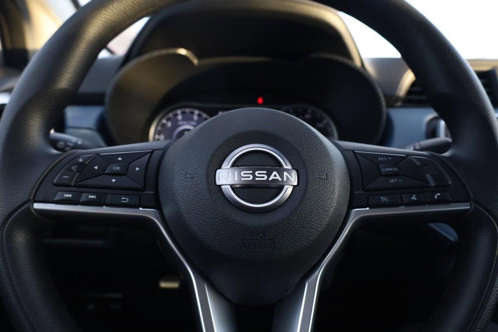 New 2025 Nissan Versa SV w/ Trunk Package image 9