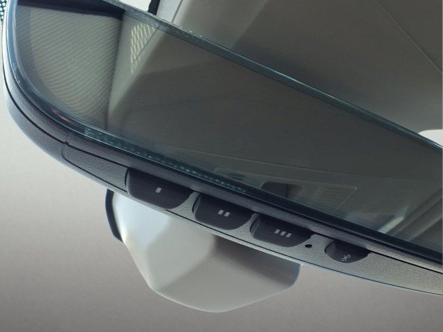 New 2026 Volkswagen Jetta SE FWD image 25