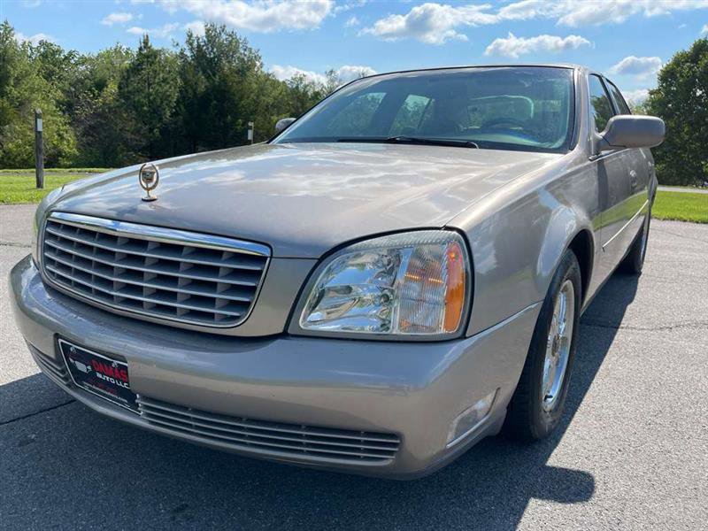 Used 2003 Cadillac De Ville w/ Comfort & Convenience Package FWD image 42