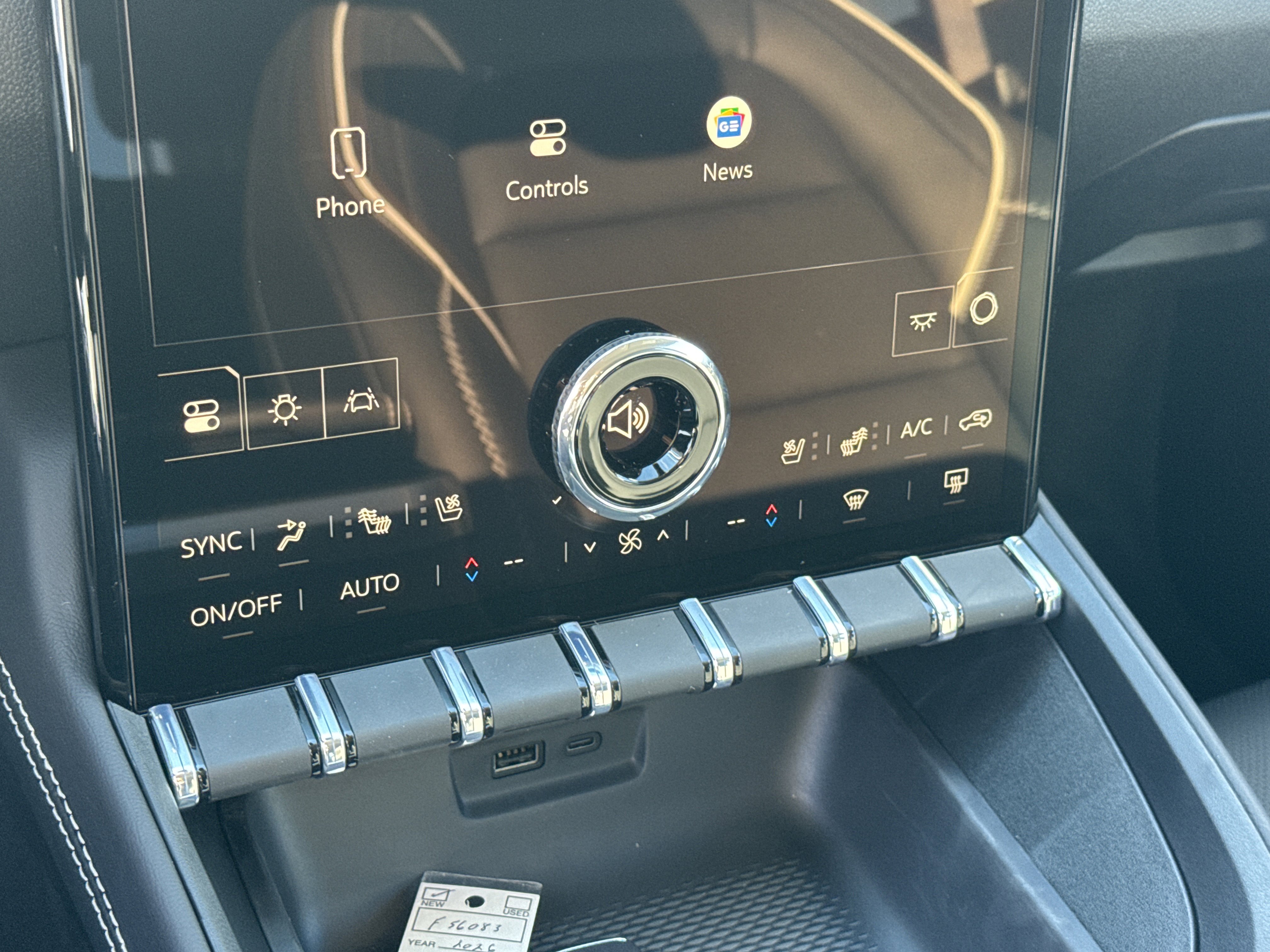 New 2026 GMC Terrain Denali w/ LPO, Floor Liner Package AWD/4WD image 25