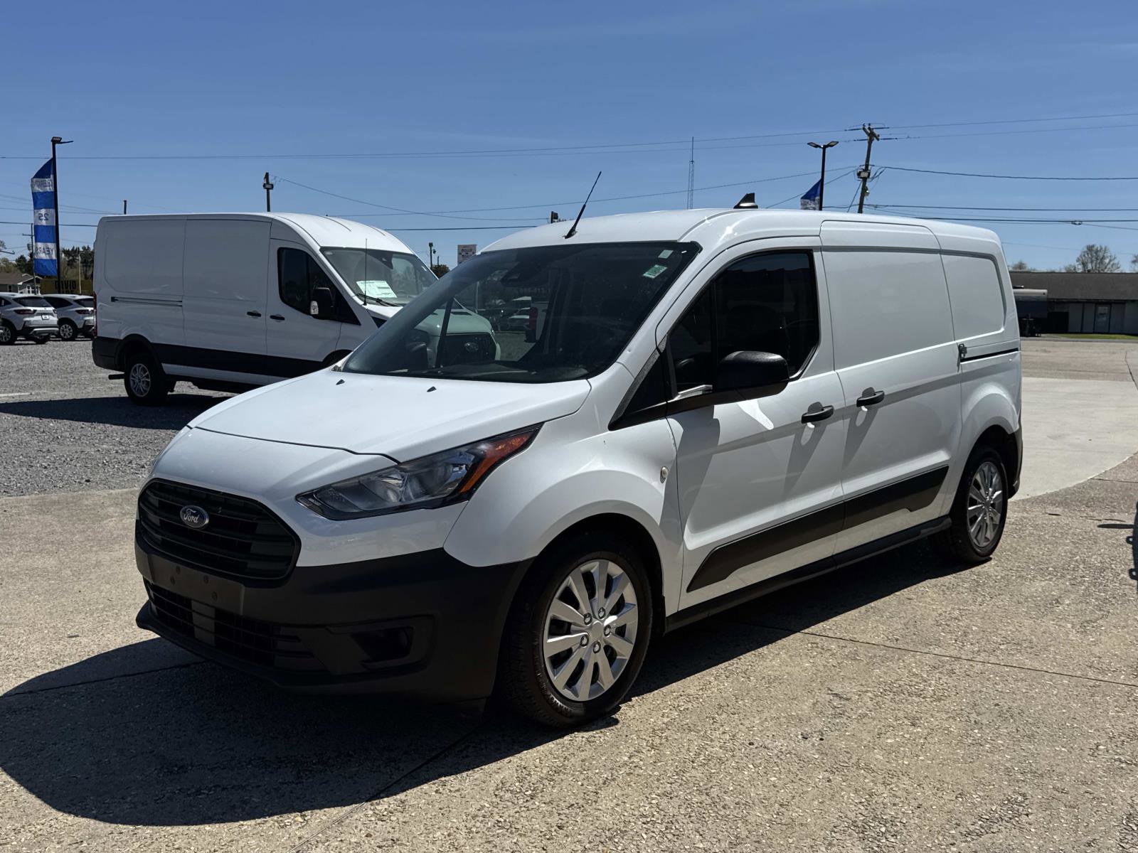 Used 2023 Ford Transit Connect XL image 3