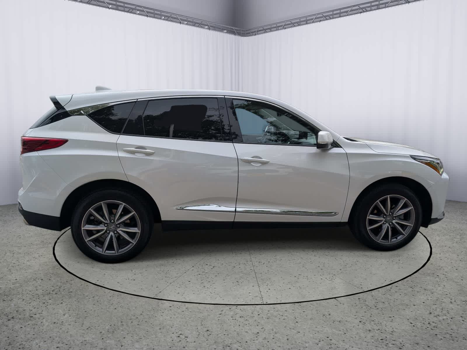 Used 2023 Acura RDX w/ Technology Package AWD/4WD image 2