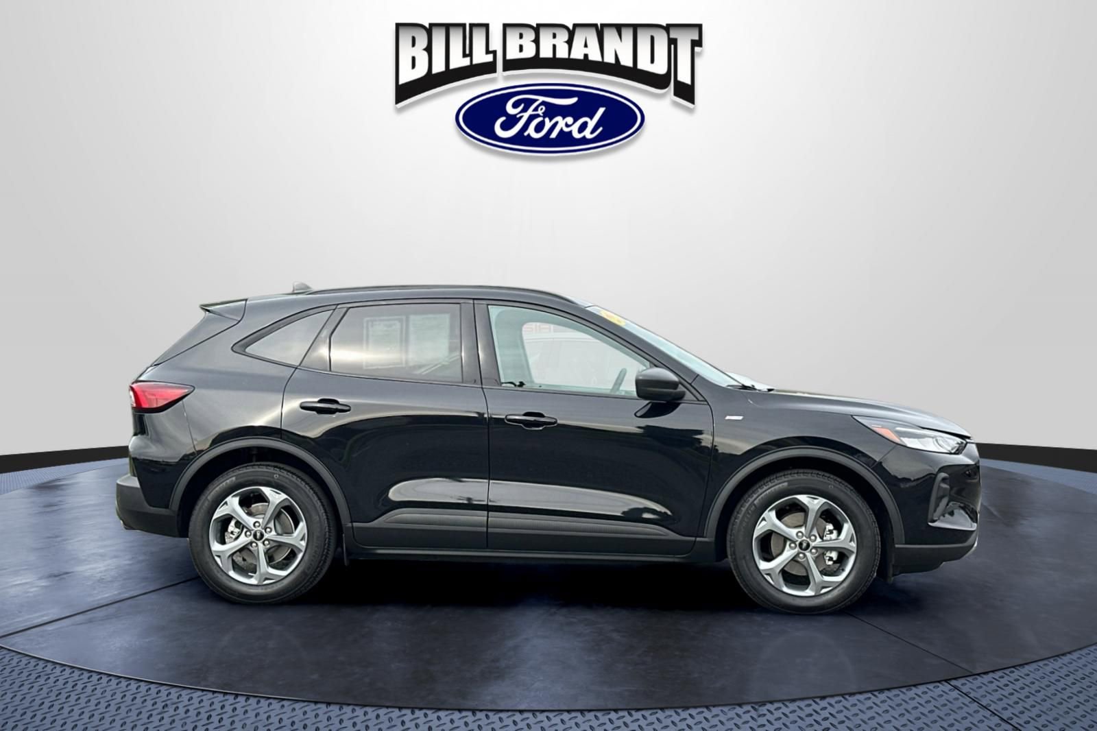 Used 2025 Ford Escape ST-Line w/ Equipment Group 301A FWD image 2