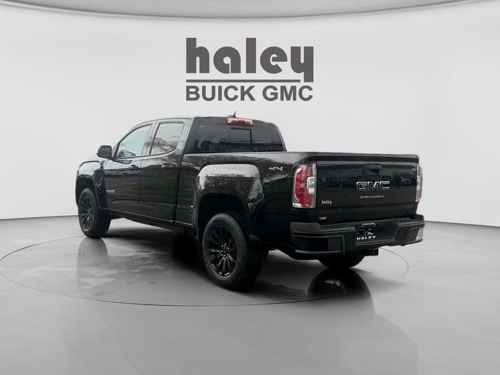 Used 2022 GMC Canyon Elevation w/ Elevation Premium Package AWD/4WD image 3