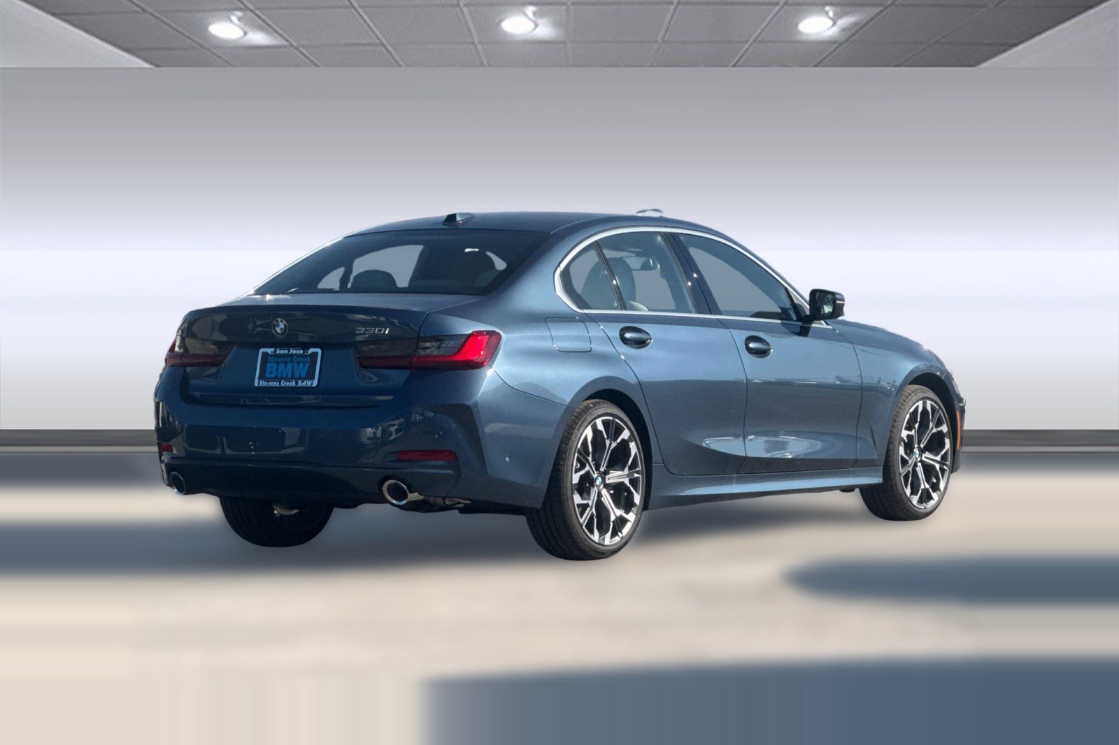 Used 2026 BMW 330i Sedan RWD image 9