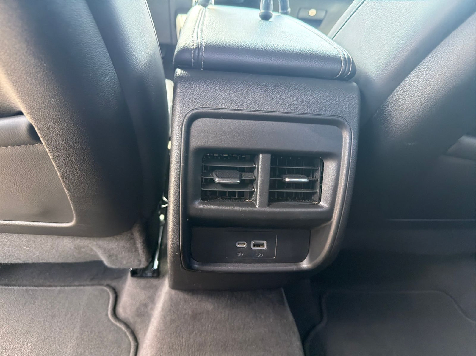 Used 2024 Cadillac XT4 Premium Luxury FWD image 34