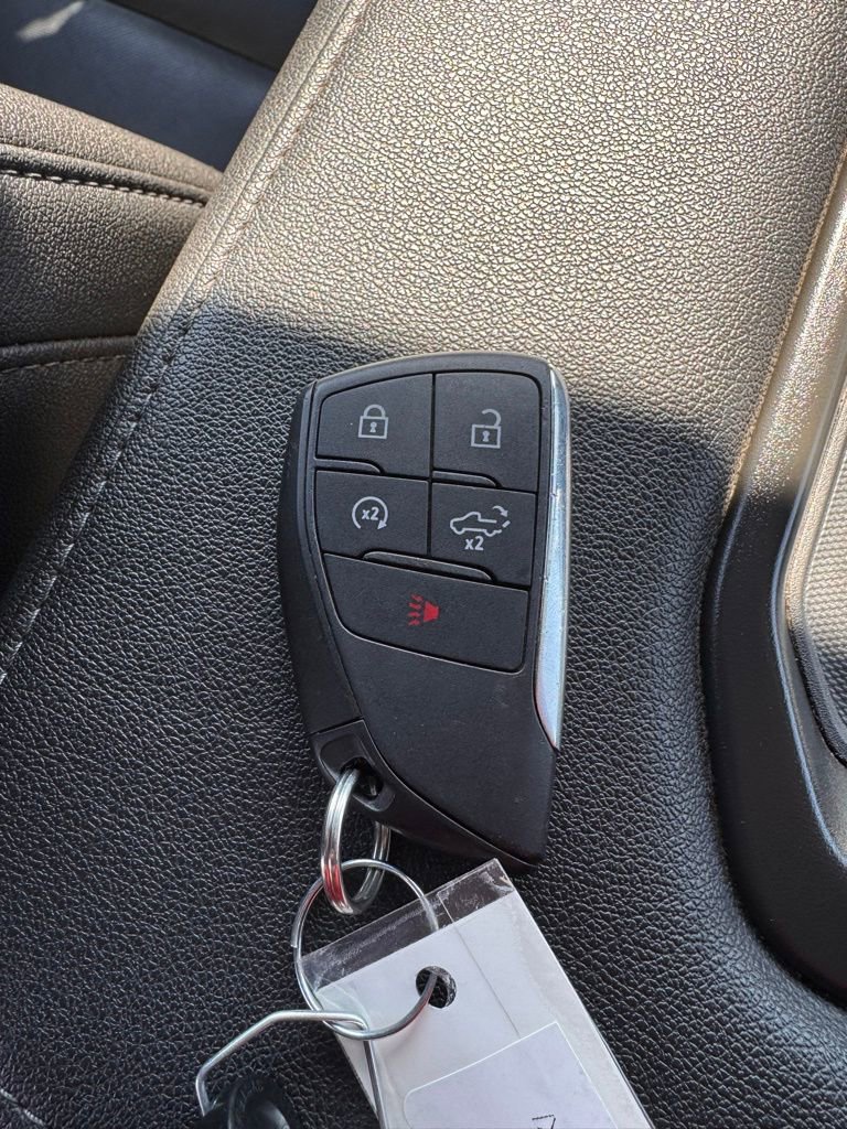 Used 2025 GMC Sierra 1500 SLT image 32