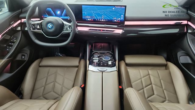 Used 2024 BMW i5 eDrive40i w/ Convenience Package RWD image 86